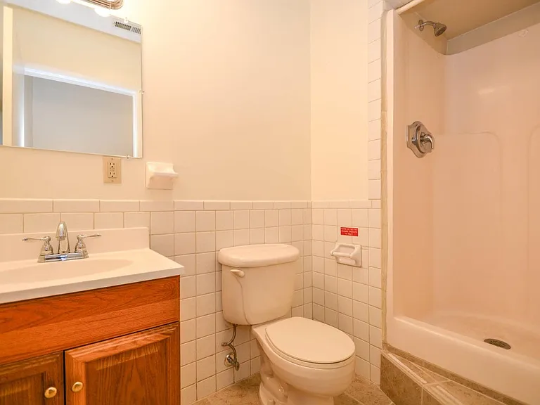 404 East 20th — Photo 7