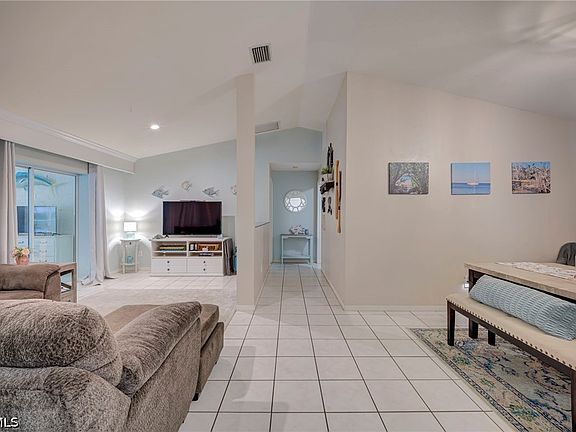 3rd image of 505 Dayton Ave