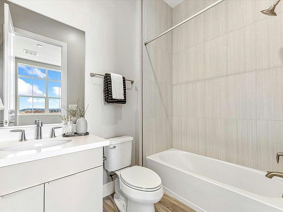 4th image of 5722 S Alder Grove Dr