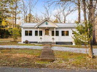 62 Foster Dr, Camden, TN 38320