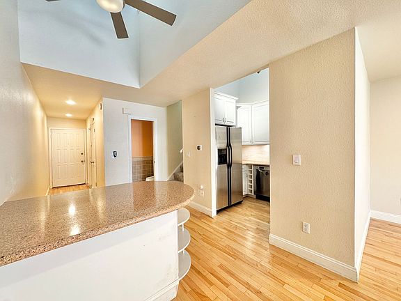 5th image of 966 Q St