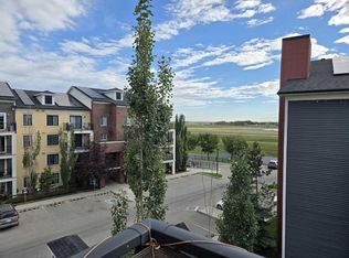 755 W Copperpond Blvd SE #5407, Calgary, AB T2Z 4R2