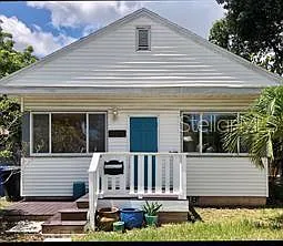 2125 44th Ave N