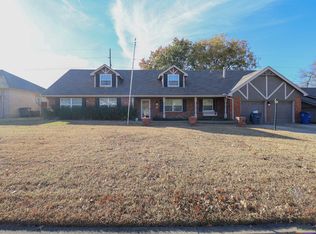 5832 S Hudson Pl, Tulsa, OK 74135