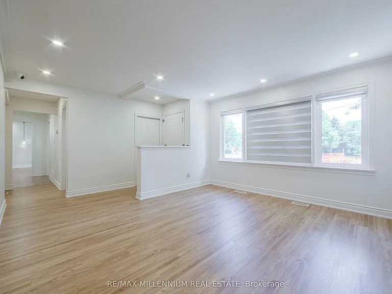 1285 Rebecca St — Photo 13