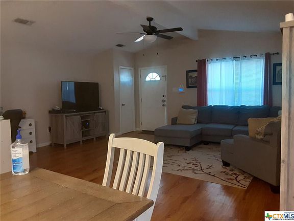 5th image of 109 W Hogan Dr