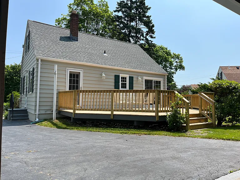 48 Spring Ln — Photo 10