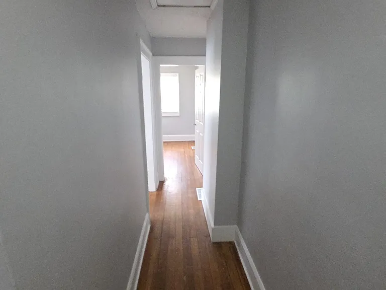 1339 Lee St — Photo 10