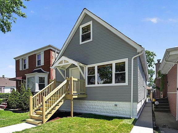 3rd image of 10103 S Aberdeen St
