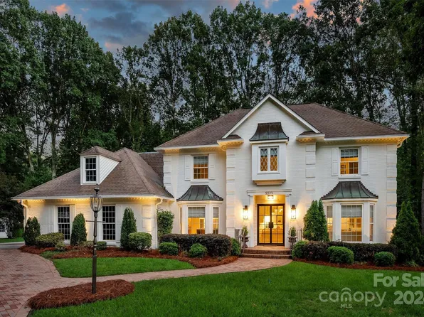 5023 Jarrell Ct, Charlotte, NC 28211