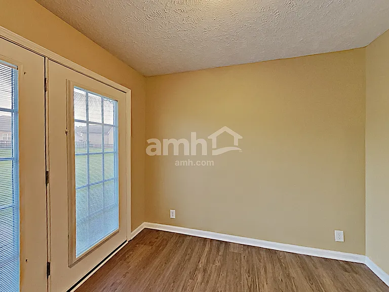 4328 Pender Ct — Photo 8
