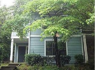 1012 Falling Water Dr SE, Smyrna, GA 30080