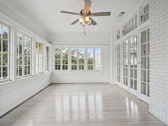 4th image of 5339 Saint Charles Ave