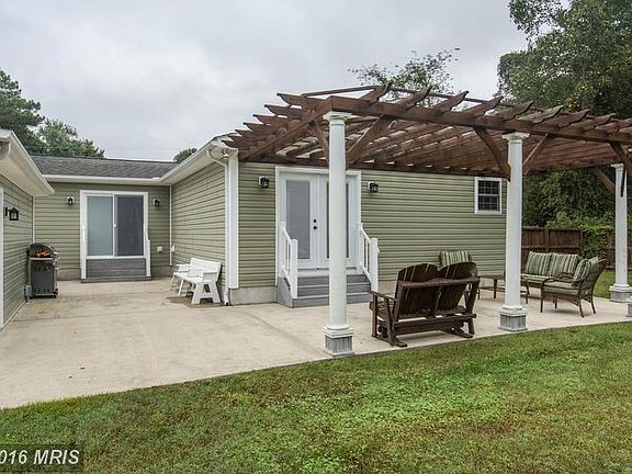 4th image of 40141 Waterview Dr