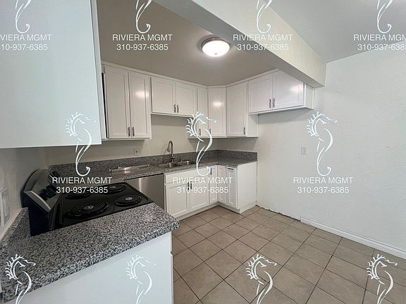 2nd image of 2208 Grant Ave #A