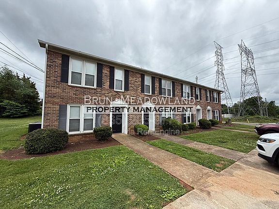 2nd image of 9116 Parktop Ln APT B