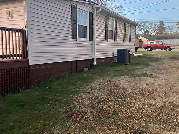 5th image of 206 E Pine St