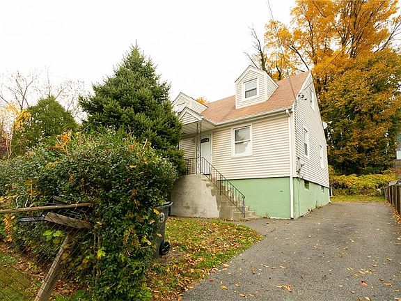 4th image of 290 Abbott Ave