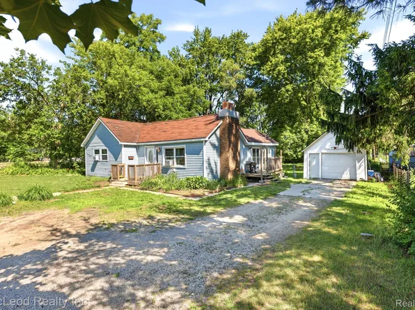 315 Butler St, Vassar, MI 48768