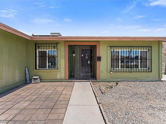 2nd image of 2905 Brady Ave