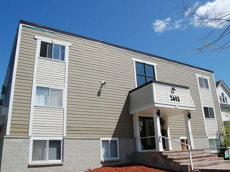 Whittier Flats - 2611 Pleasant