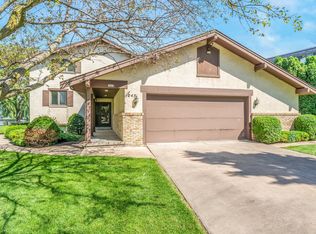 1045 Alpine Ct, Oshkosh, WI 54901