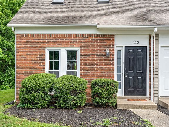 3rd image of 110 Carriage Pl
