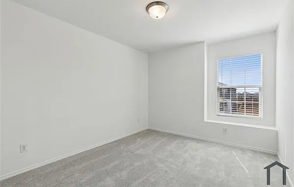 2103 Sugar Maple Ln — Photo 11