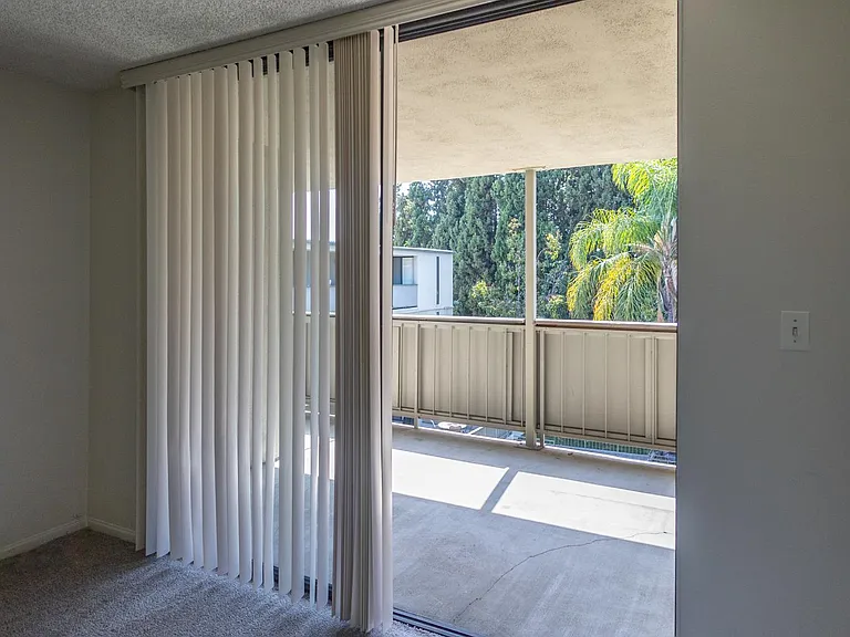 Continental Apartment Homes — Photo 26