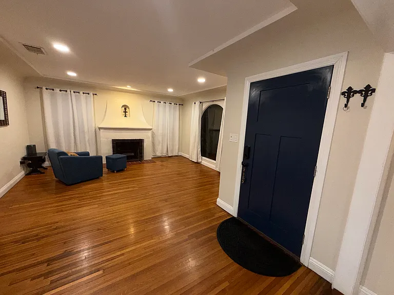 274 G St — Photo 7