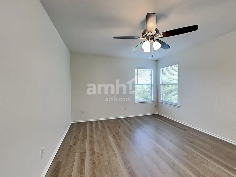13801 Briarcreek Loop — Photo 8