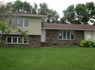 702 5th Ave SE, Barnesville, MN 56514