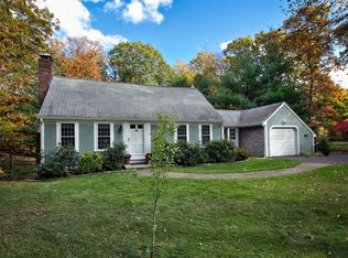 124 Pinkham Rd, Sandwich, MA 02537