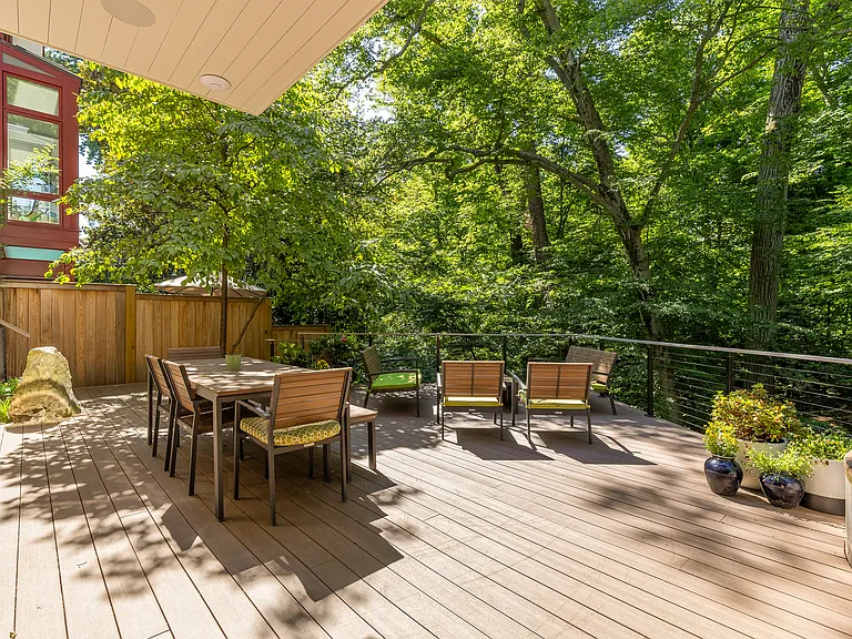 2952 Macomb St NW — Photo 46