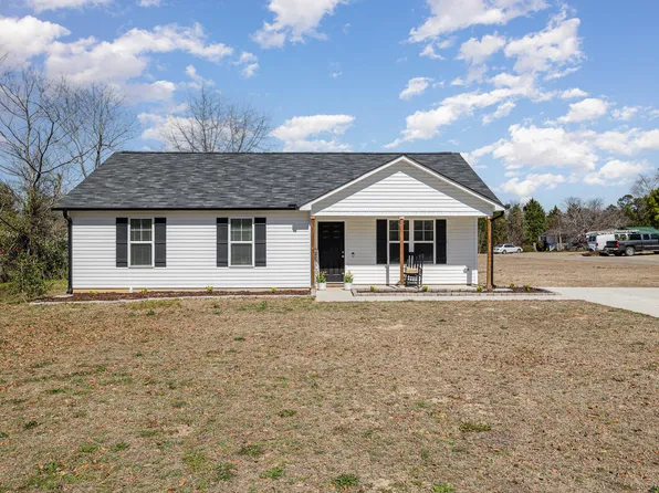 521 Green Path Rd, Godwin, NC 28344