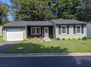 5 Chelsea Dr #70, Manchester Township, NJ 08759