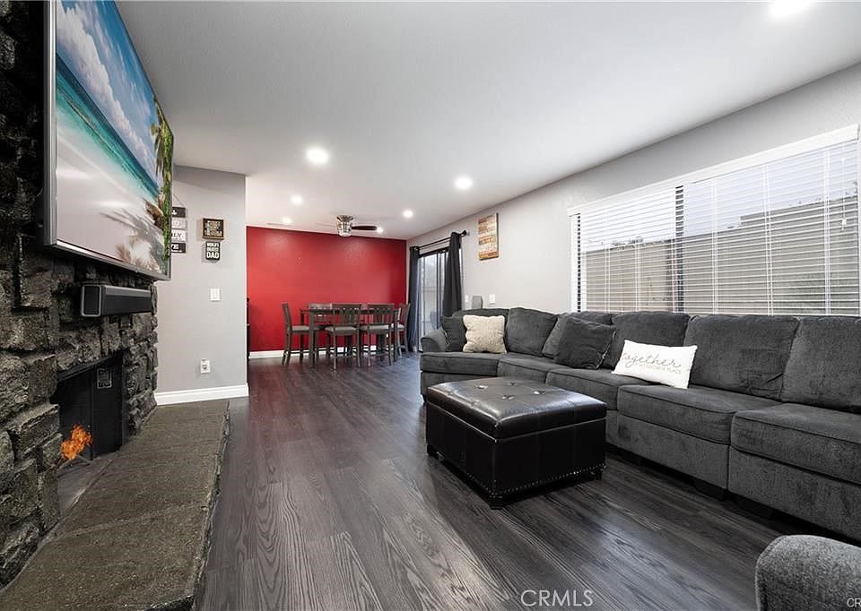 1st image of 366 Flower Ln
