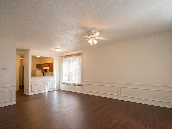4th image of 2118 We Roberts St