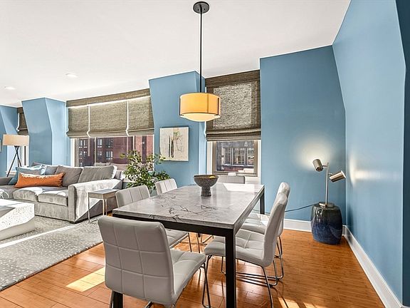 4th image of 201 Newbury St APT 405