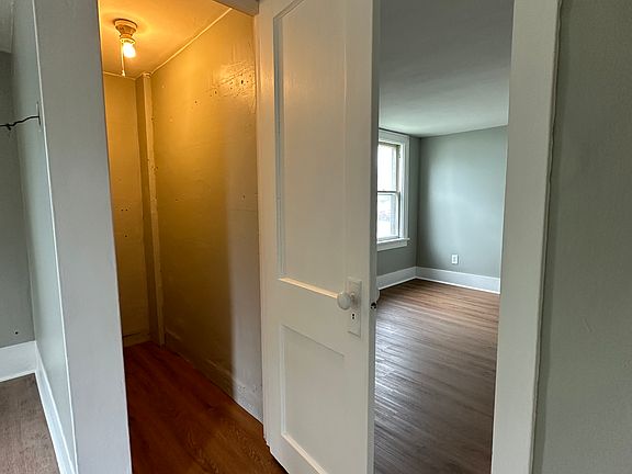 5th image of 25 Brown St #3