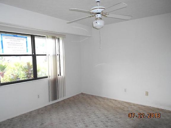 5th image of 250 SW Chelsea