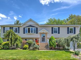 7 Mill Rd, Jamesburg, NJ 08831