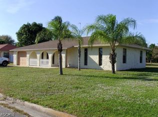 111 Doveside Ln, Lehigh Acres, FL 33936