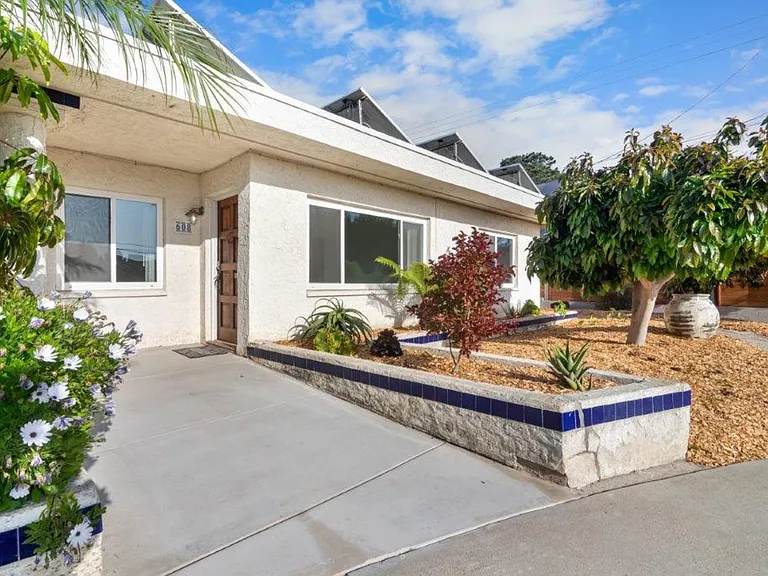 608 N Rios Ave — Photo 1