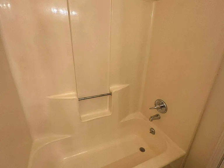 1712 McGregor Ct #C — Photo 10