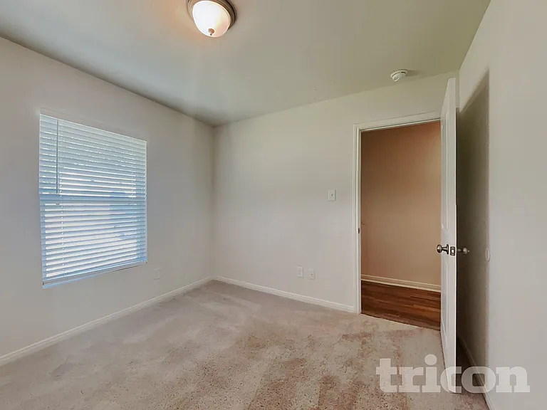 15672 Del Norte Dr — Photo 9