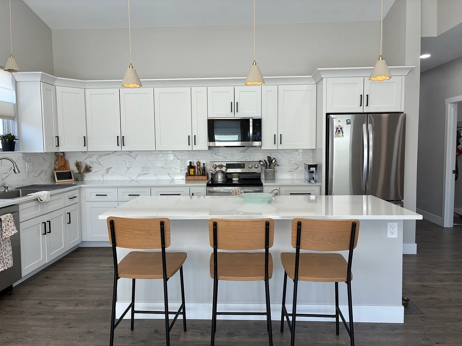 3 bed, 1650 sqft, $2,950 — Photo 1