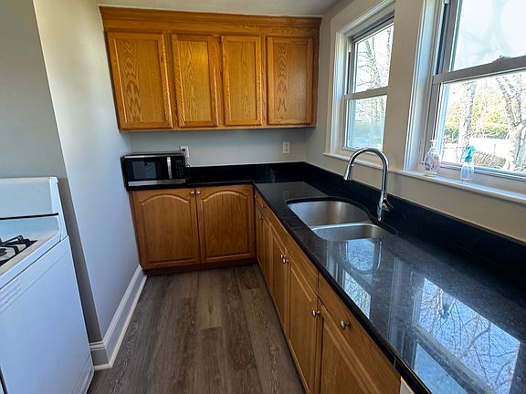 2nd image of 72 Pleasant St