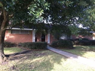 115 N Adams St, Welsh, LA 70591