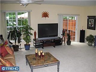 4th image of 13 Killen Ct